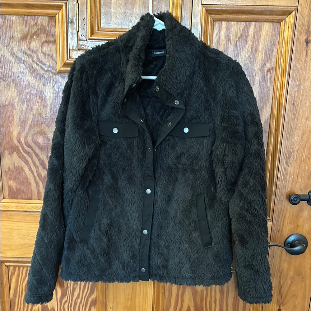 Marmot Women's Faux Fur snap up Jacket - Black